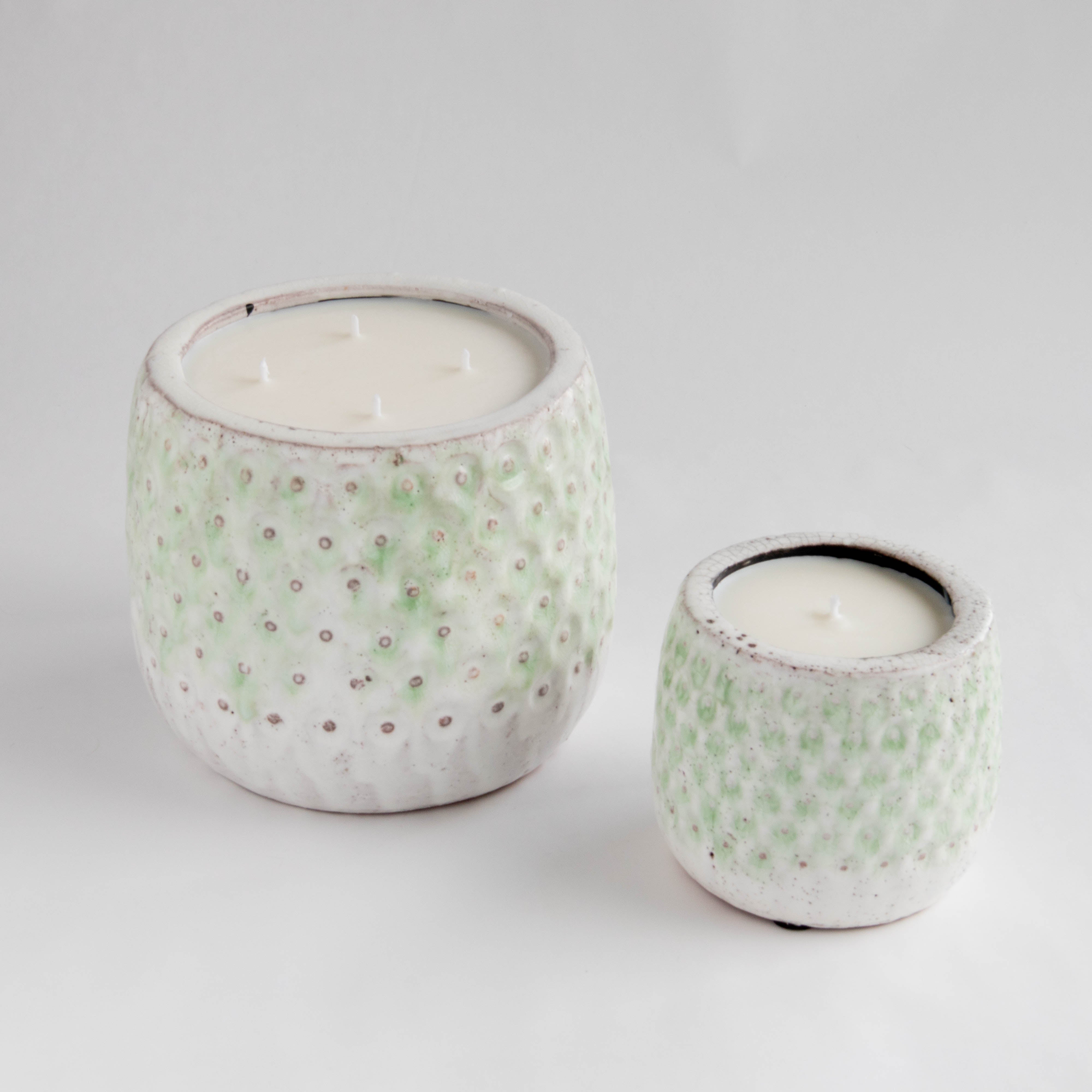 Green + White Pineapple Pot Set with embossed pattern. Both candles sold as set in Medium and Small sizes | soy candles | soy wax | wax candle | soy wax candles | natural soy | big candles | large candles | lavender candles | 
